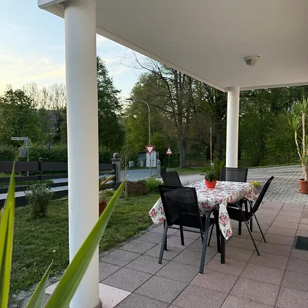 Апартаменты Residenz Goettersitz *