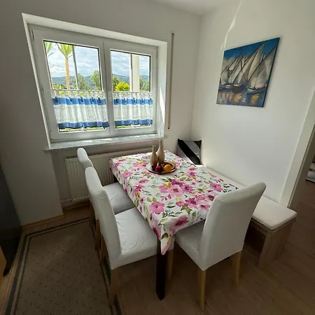 Residenz Goettersitz *